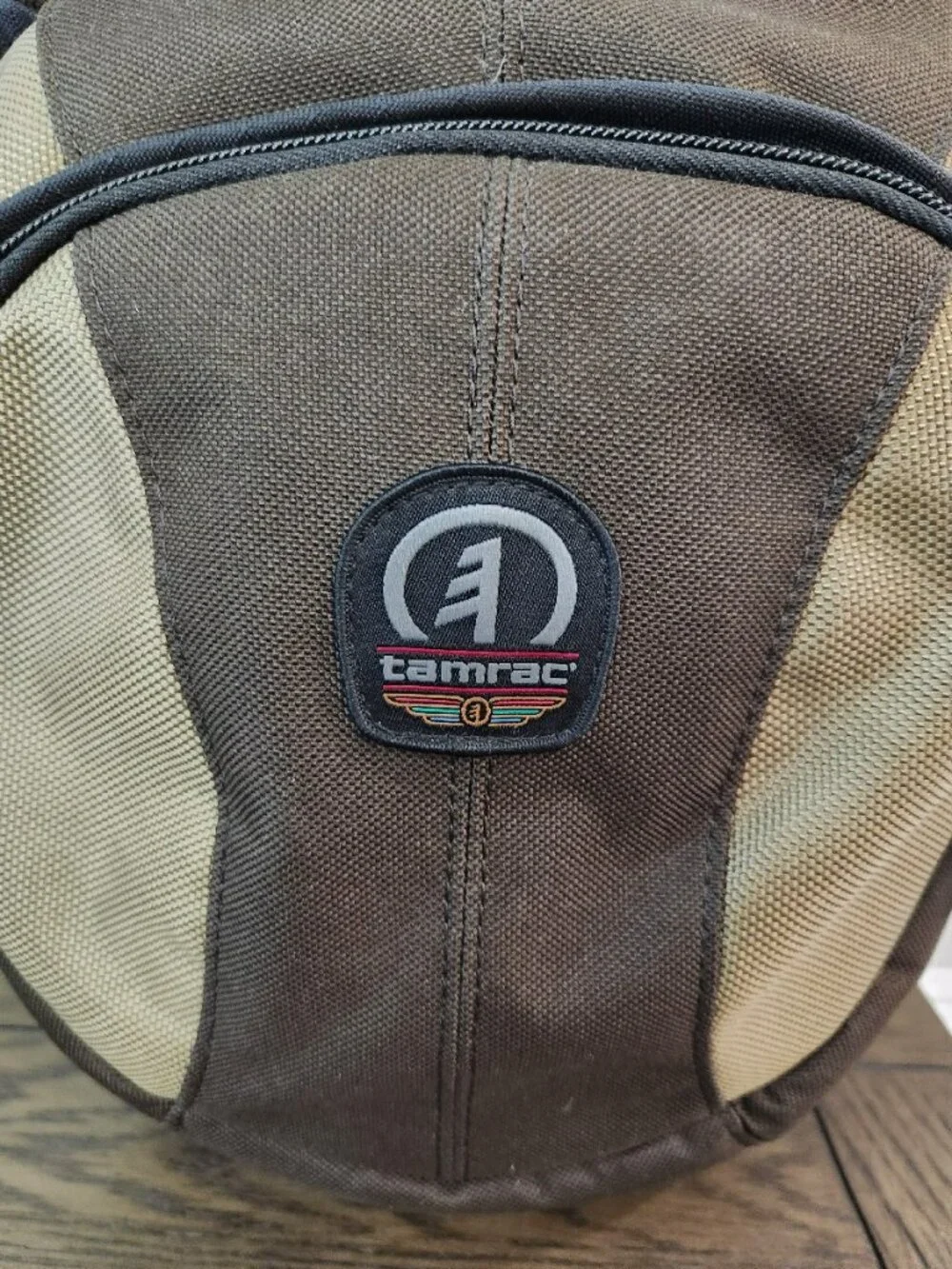 Tamrac Velocity 7x Sling Bag SLR Camera Bag Adjustable Shoulder Strap 5767 Brown